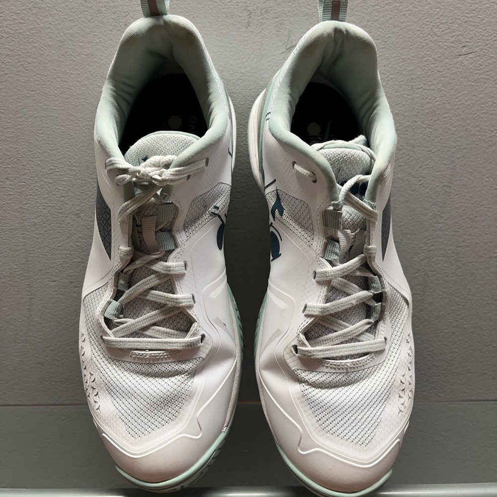 Diadora Women's White and Green Athletic Shoes - Picture 5 of 11